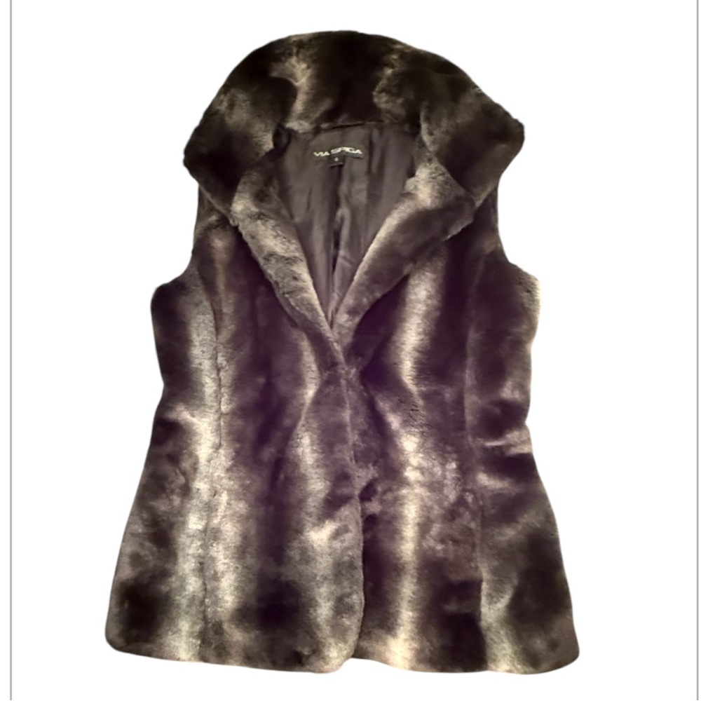 Via Spiga Black Grey Faux Fur Vest Size Small MSRP $198